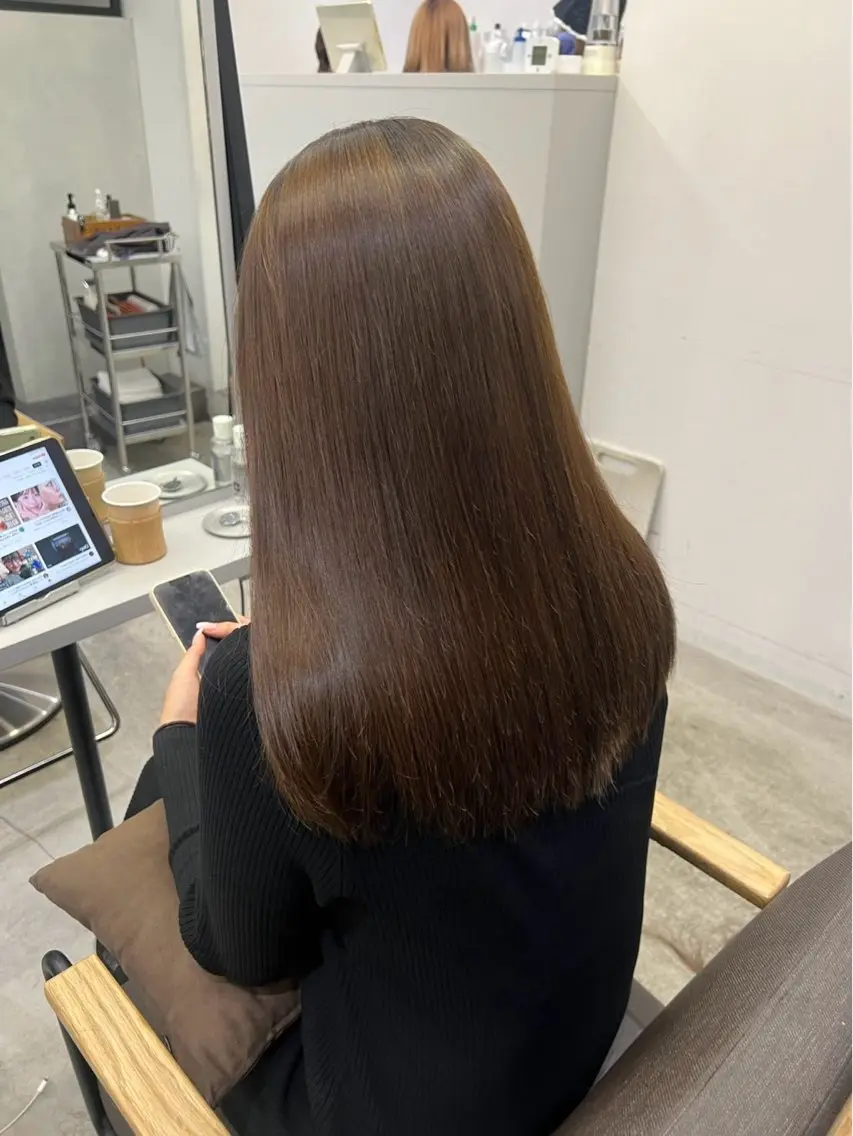 ロング パーマ 髪質改善 レイヤーカット 縮毛矯正 トリートメント 酸性ストレート 縮毛矯正 🍒モテ暖色カラー × うる艶✧ ゆなのヘアスタイル