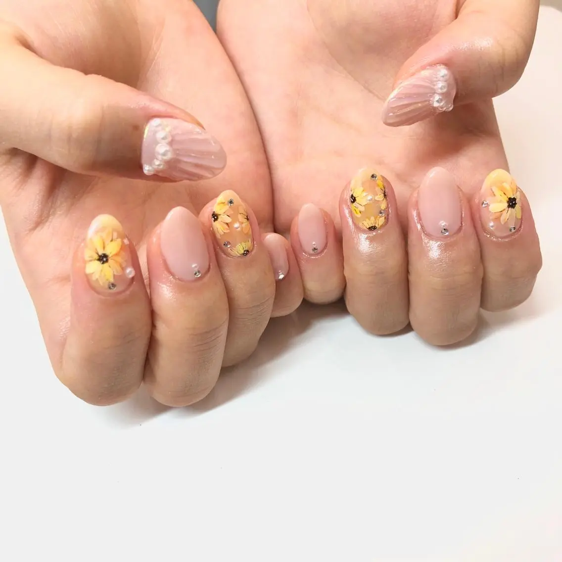 ネイル ハンドネイル Minami 🍓のネイルデザイン