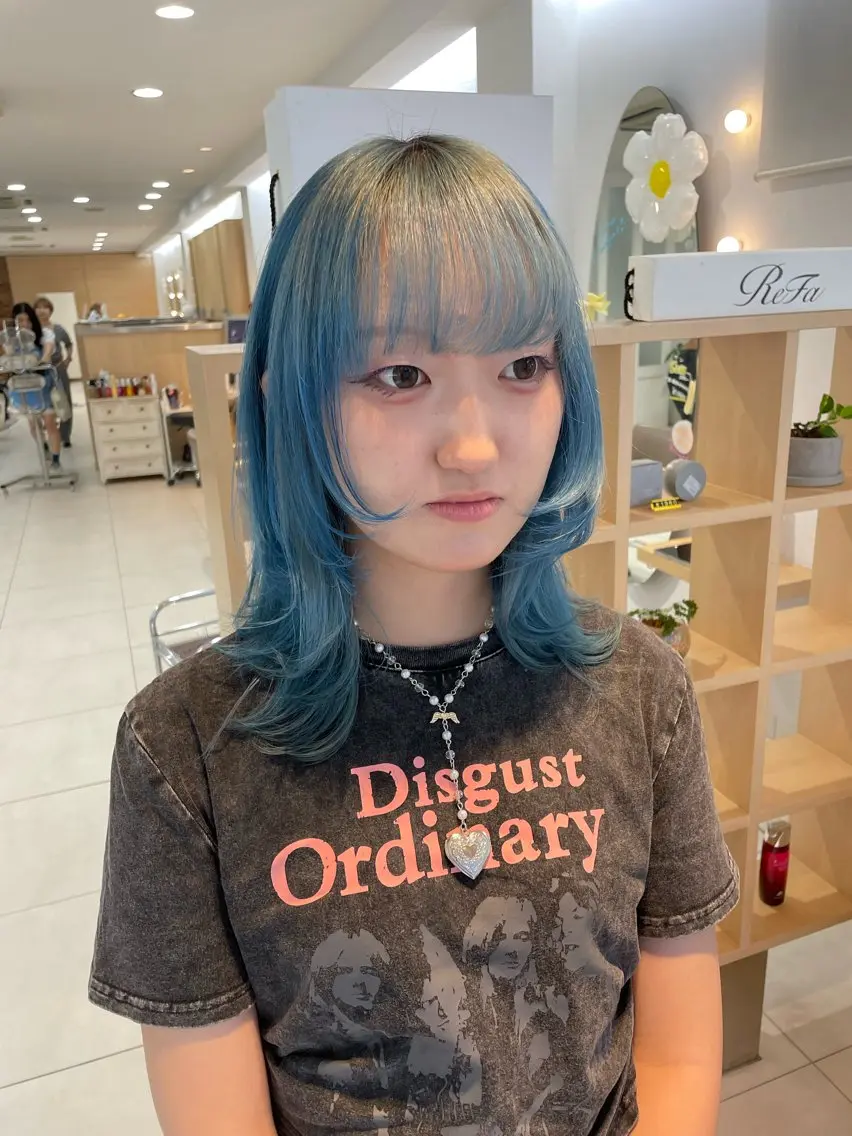 ミディアム 顔まわりレイヤー 姫カット 韓国風ヘア レイヤーカット ワンホンヘア 🧸SAKI🎀 韓国レイヤーのヘアスタイル