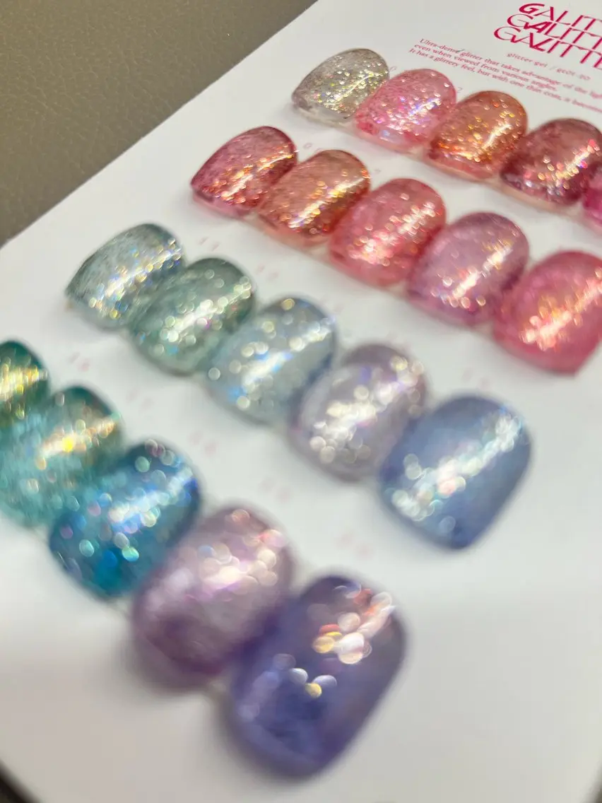 ネイル ブルー ラメ(グリッター) 持ち込み ニュアンスネイル ピンク ハンドネイル may .のネイルデザイン