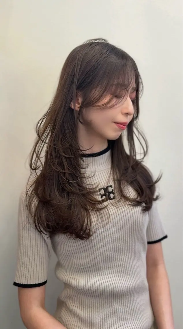 ［1日1人、17時以降限定❗️］カット+トリートメント⚠️レイヤーカット、させて頂ける方。スタイルの写真撮影可能な方。の写真
