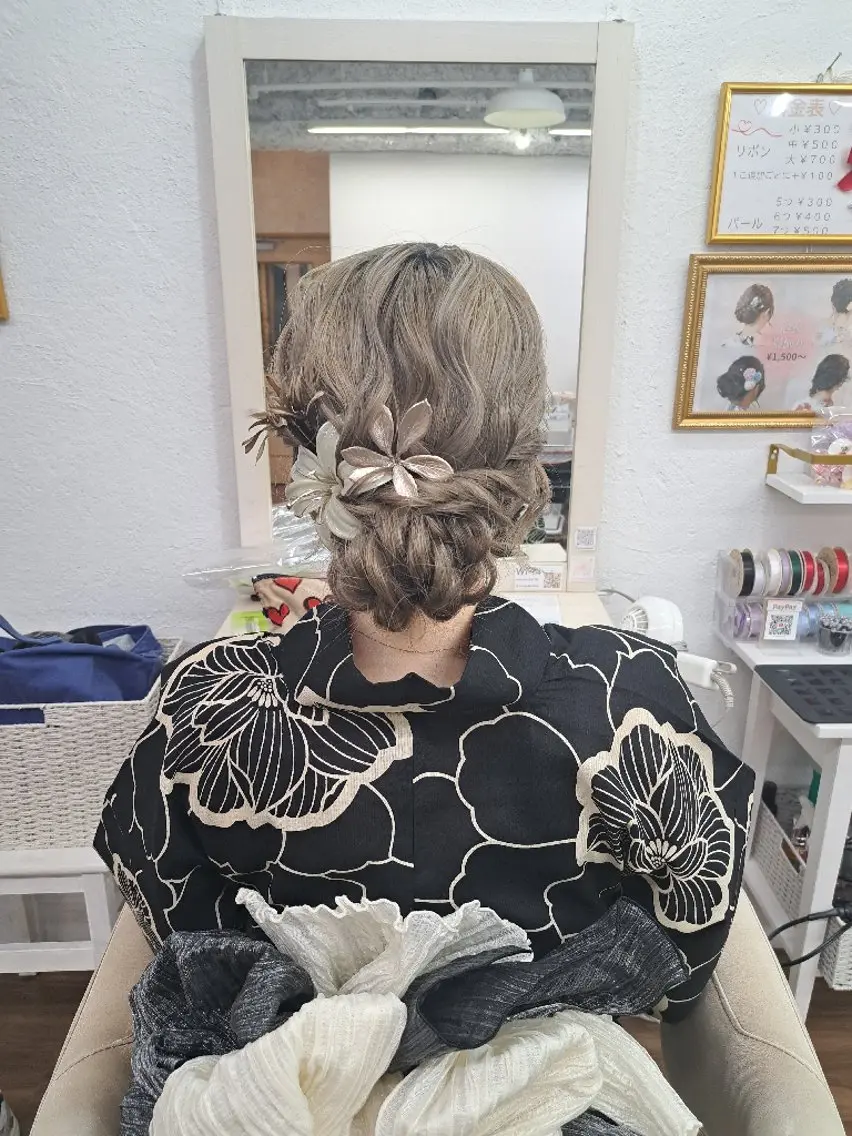 ヘアアレンジ セミロング 着付け GLOSS心斎橋🌹 はるなのヘアスタイル