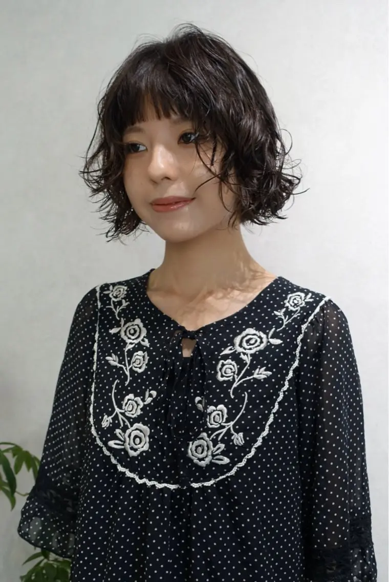 ショート カット パーマ 中村穂風/レイヤー /ショート/パーマのヘアスタイル