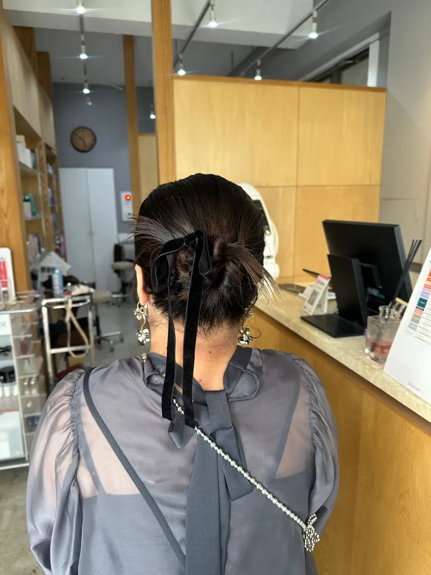 ミディアム ヘアセット miloc MOMOKAのヘアスタイル