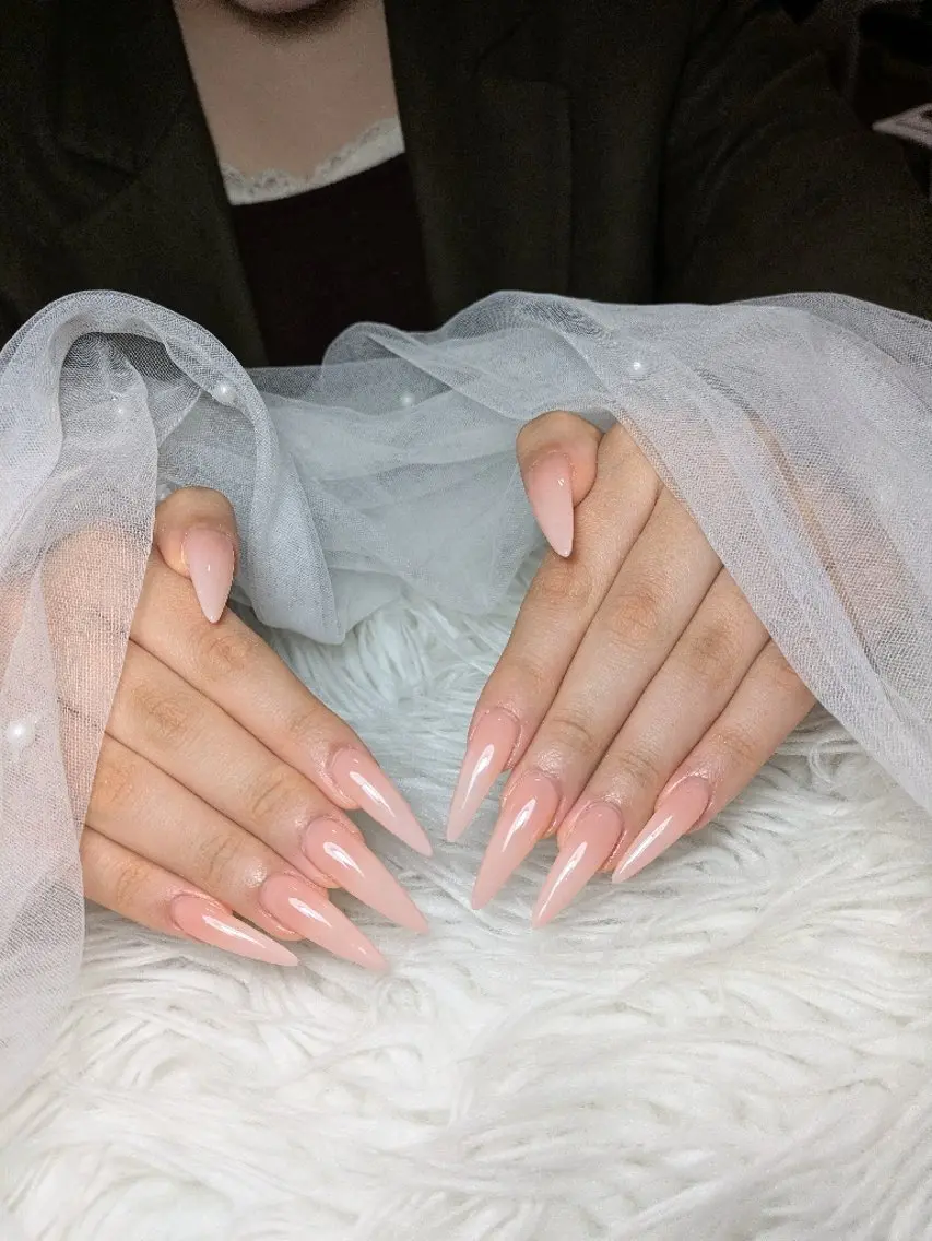 ネイル Queen Nail 研修生のネイルデザイン