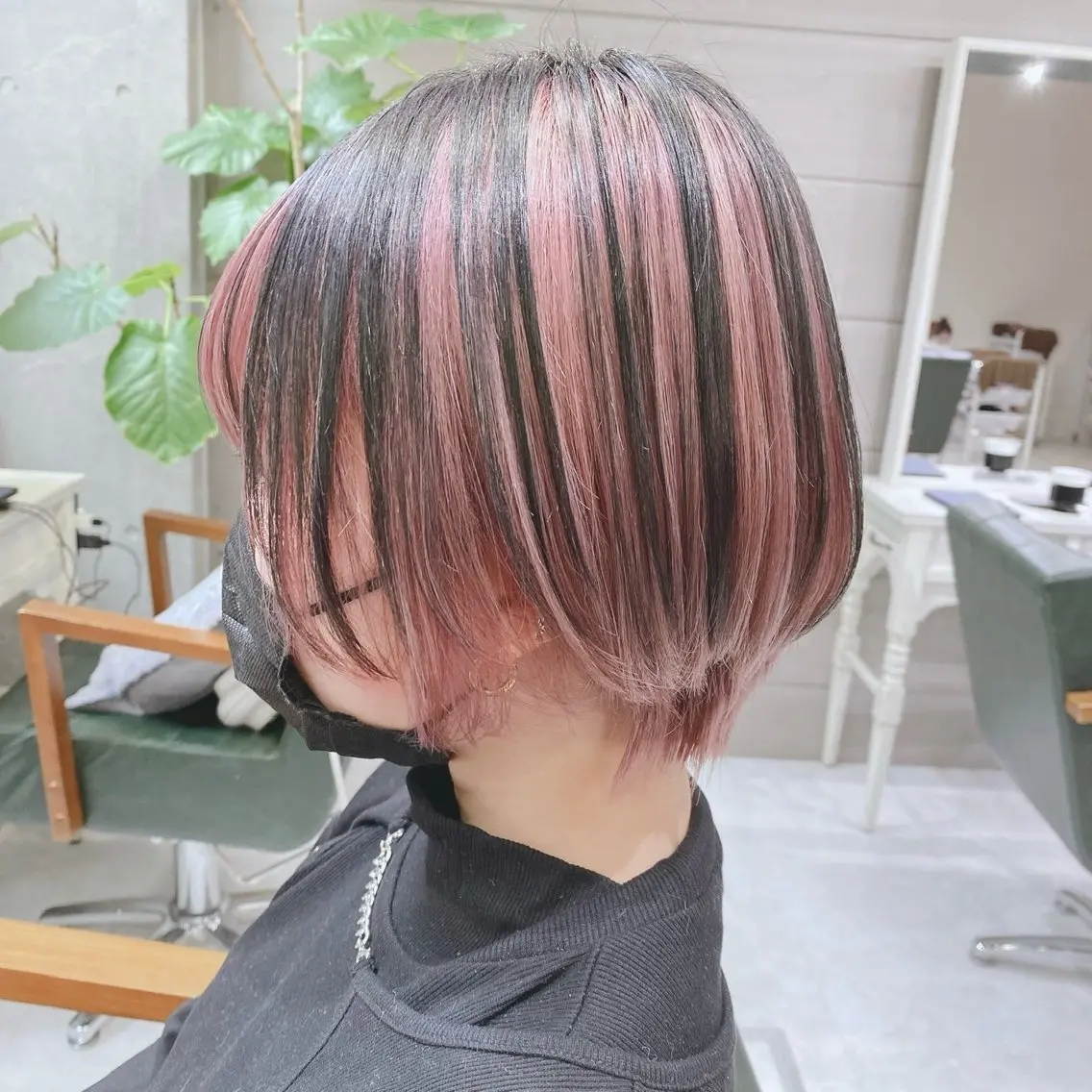 ミディアム カラー 黒髪 ブリーチ ブルーカラー ブルーブラック デザインカラー ヘアカラー トリートメント DAYS Men’sのヘアスタイル