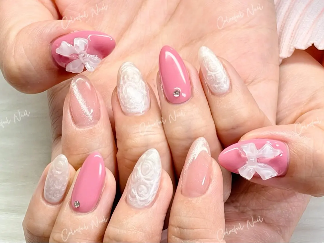 ネイル フラッシュネイル フットネイル フレンチネイル ジェルネイル ガラスフレンチ 🎀Colorful 💅Nailのネイルデザイン