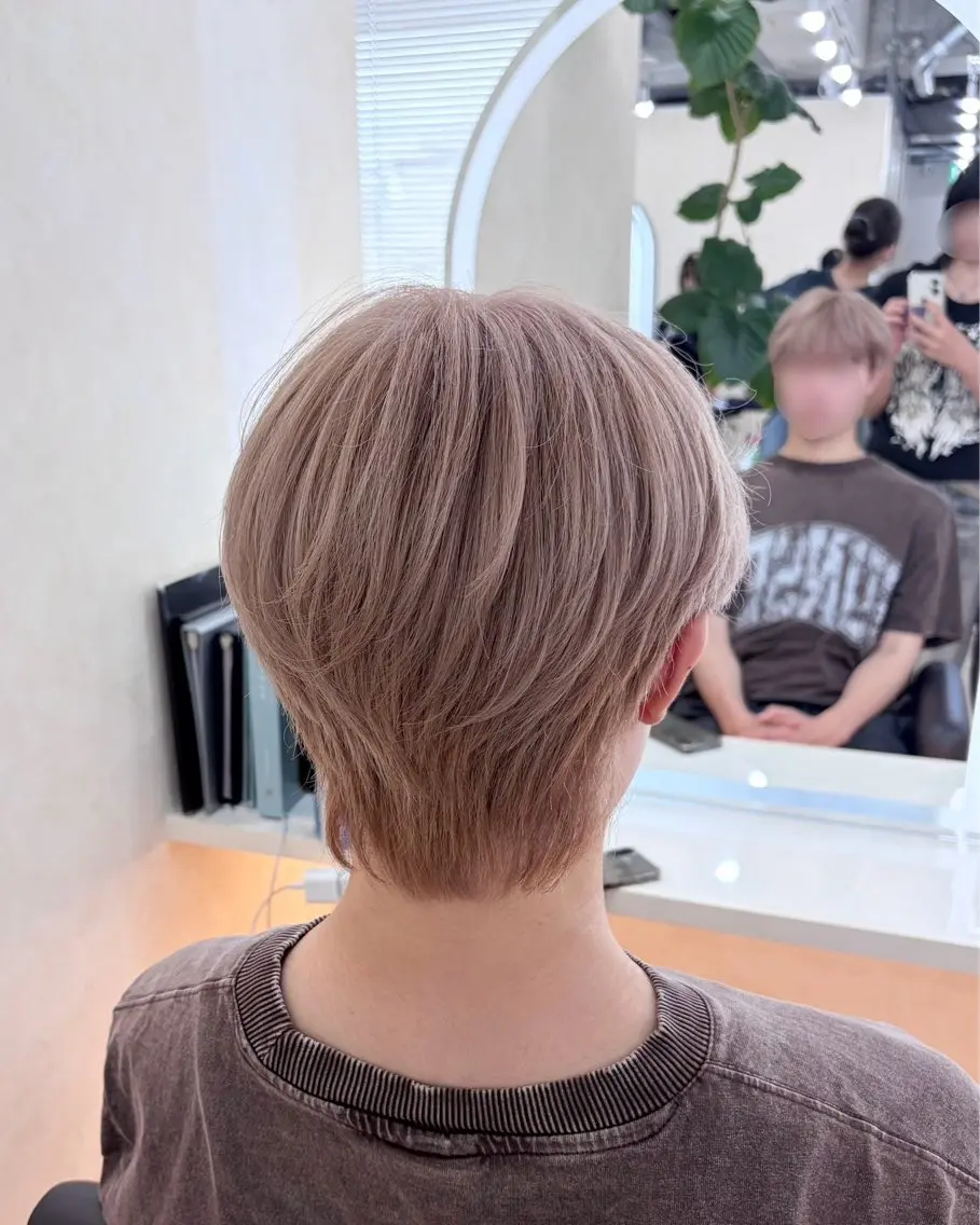 ショート ヘアカラー トリートメント ヘッドスパ 角田 満帆のヘアスタイル