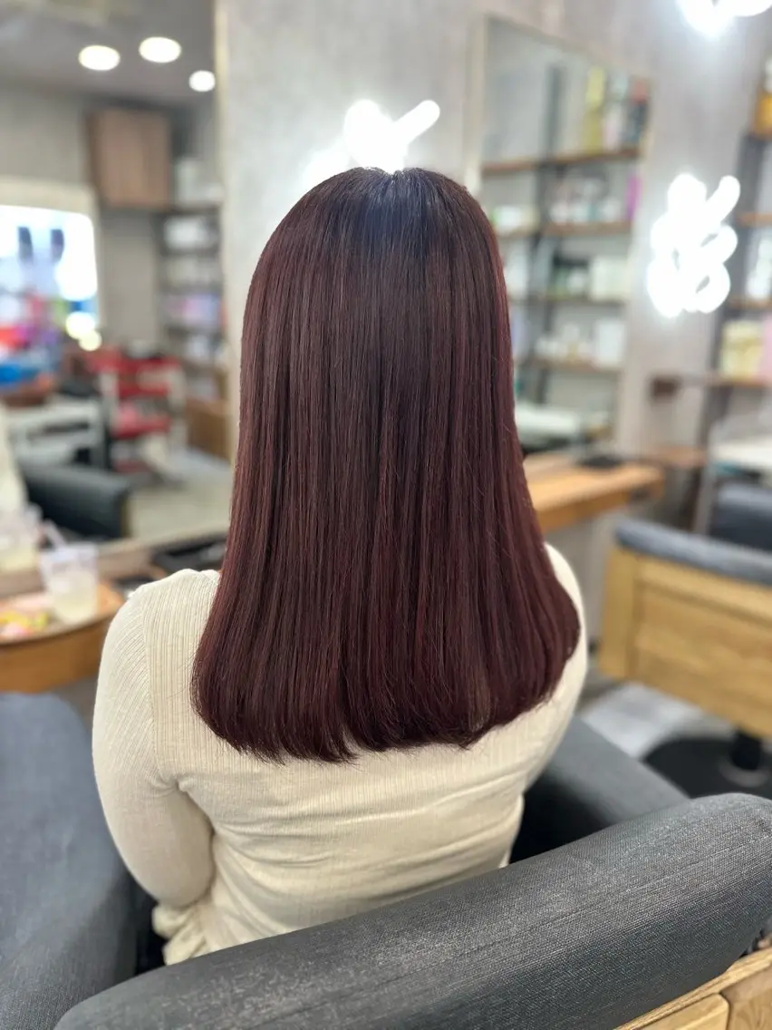 セミロング ヘアカラー MOURI CHISATOのヘアスタイル