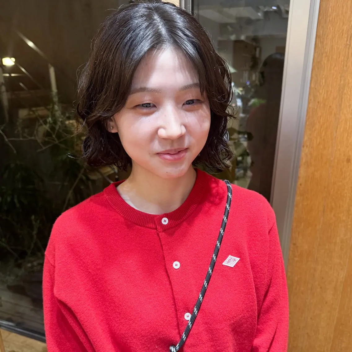 ショート パーマ ボブ 外ハネヘア カット パーマ 大橋 芽衣のヘアスタイル