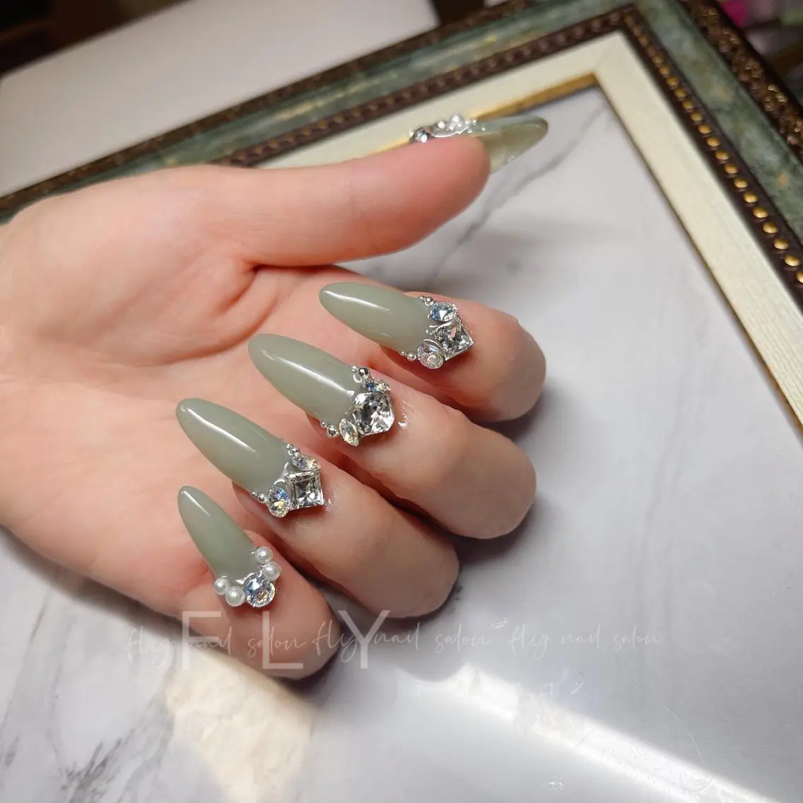 ネイル FLY Nail Salonのネイルデザイン