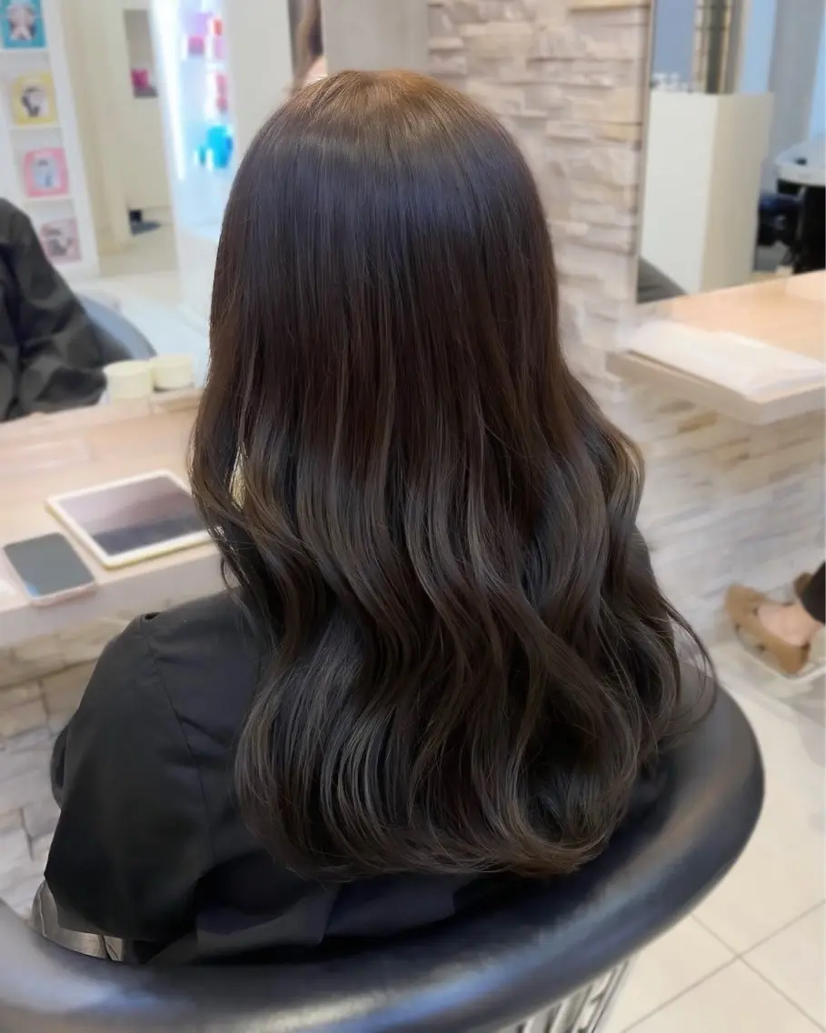 セミロング カラー カット ヘアカラー トリートメント 透明感カラー/ くびれヘア/館岡俊平のヘアスタイル