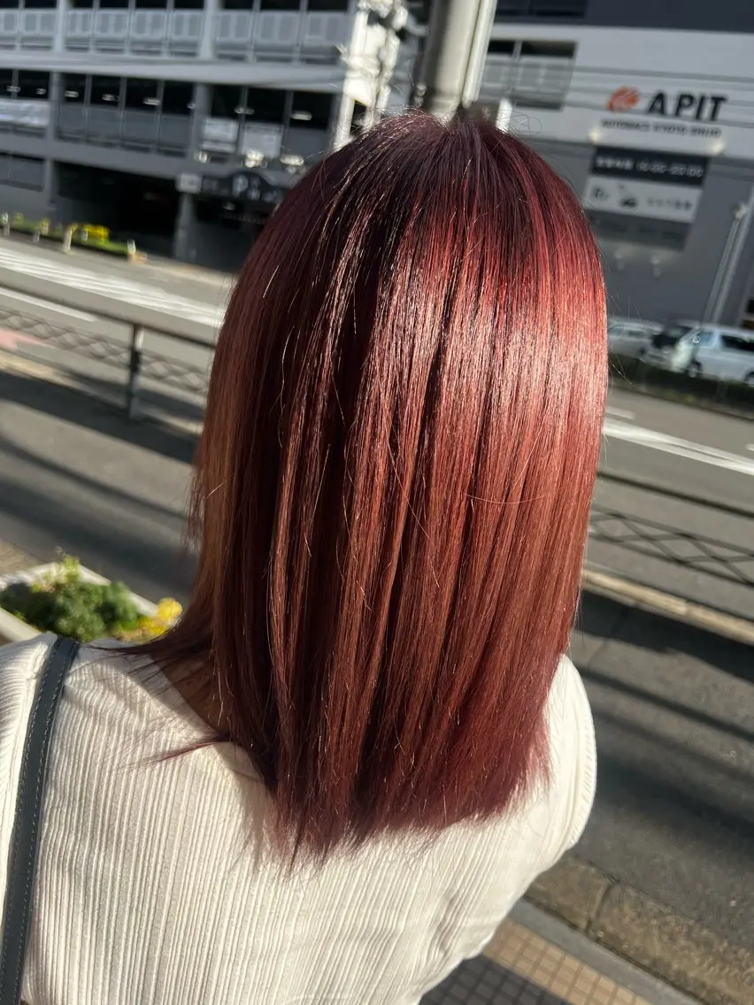 ミディアム カラー ヘアアレンジ ヘアカラー トリートメント bh.maara デザイン／ハイトーンのヘアスタイル
