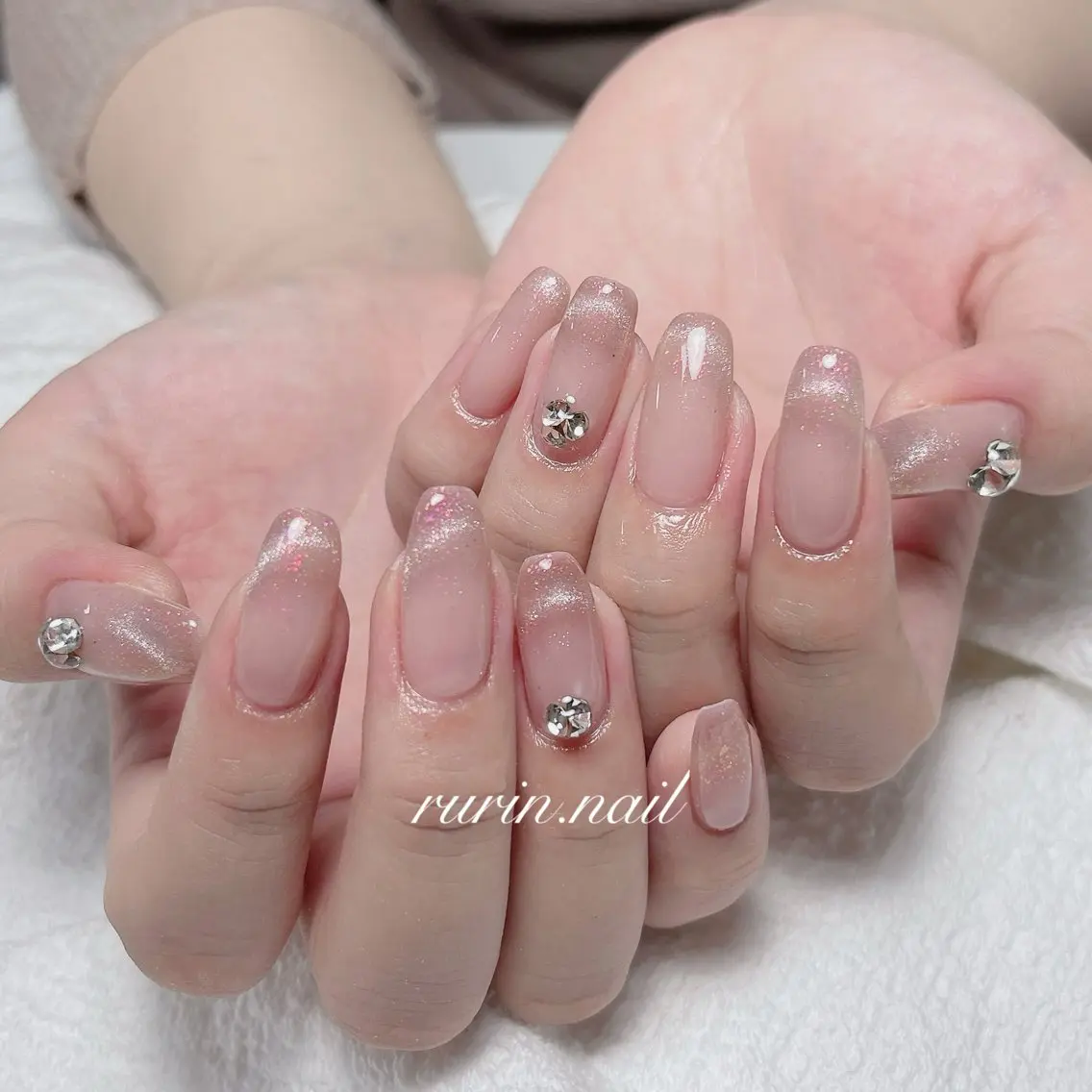 ネイル フレンチネイル マグネットネイル マグネットフレンチ ルリン サロン💅のネイルデザイン