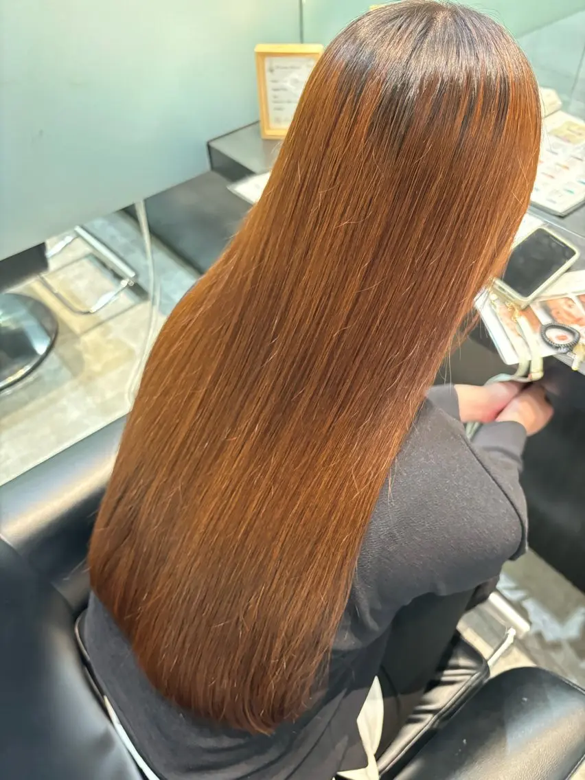 ロング カット ヘアカラー トリートメント 林 美月のヘアスタイル