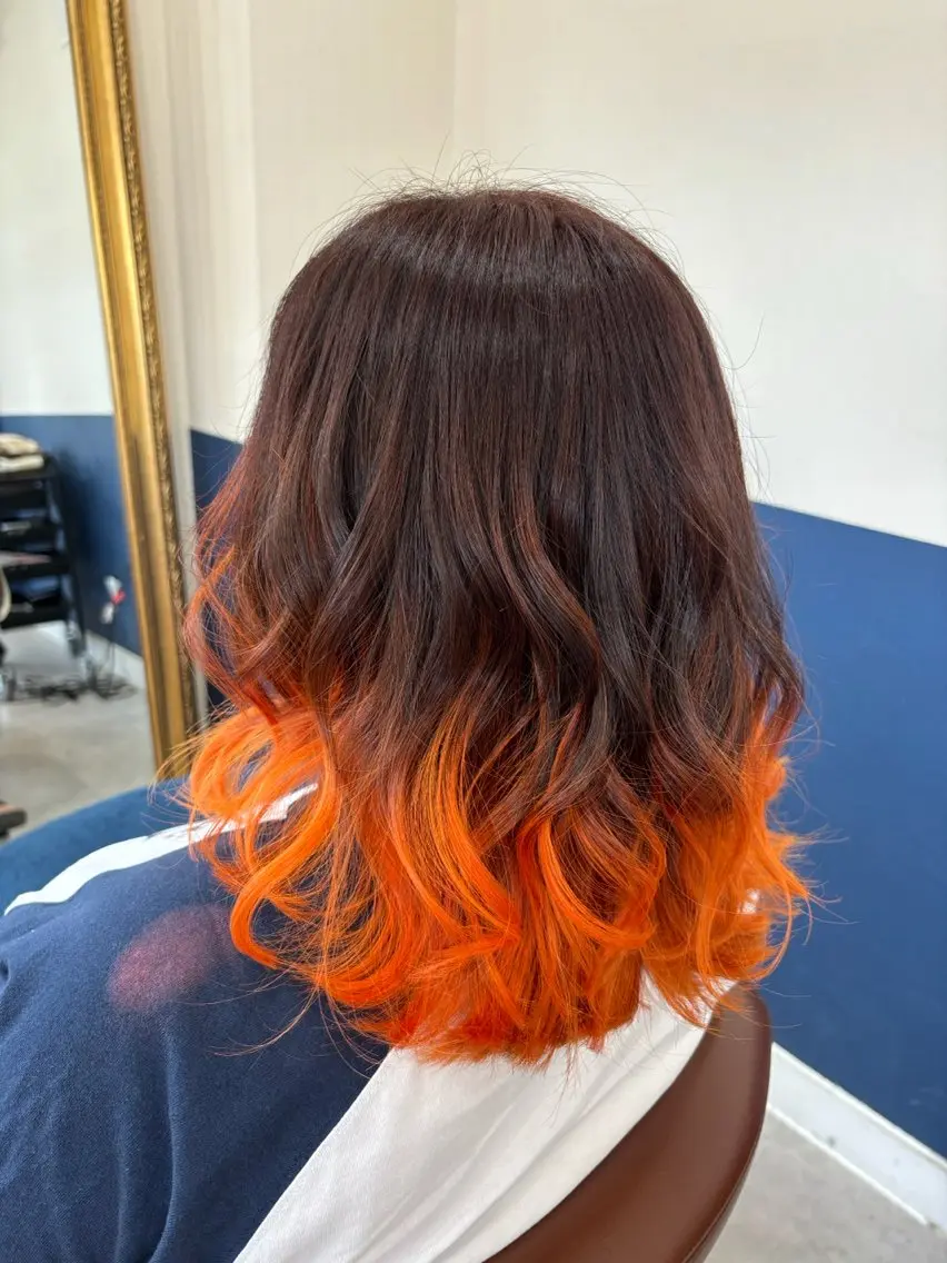 ミディアム カラー カット ヘアカラー 髪の家 tikiのヘアスタイル