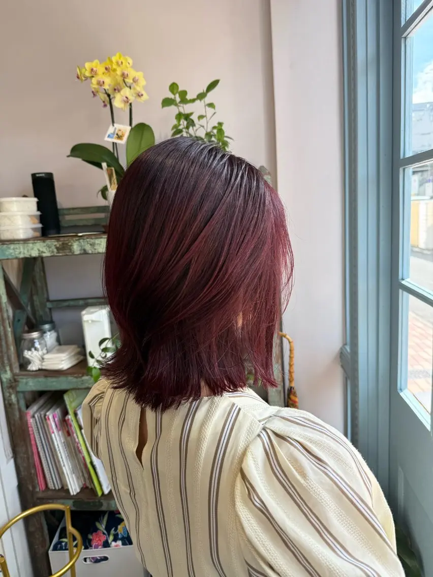 ミディアム カラー ブリーチ ラベンダーカラー ブリーチなしカラー カット ヘアカラー トリートメント Sakura .のヘアスタイル