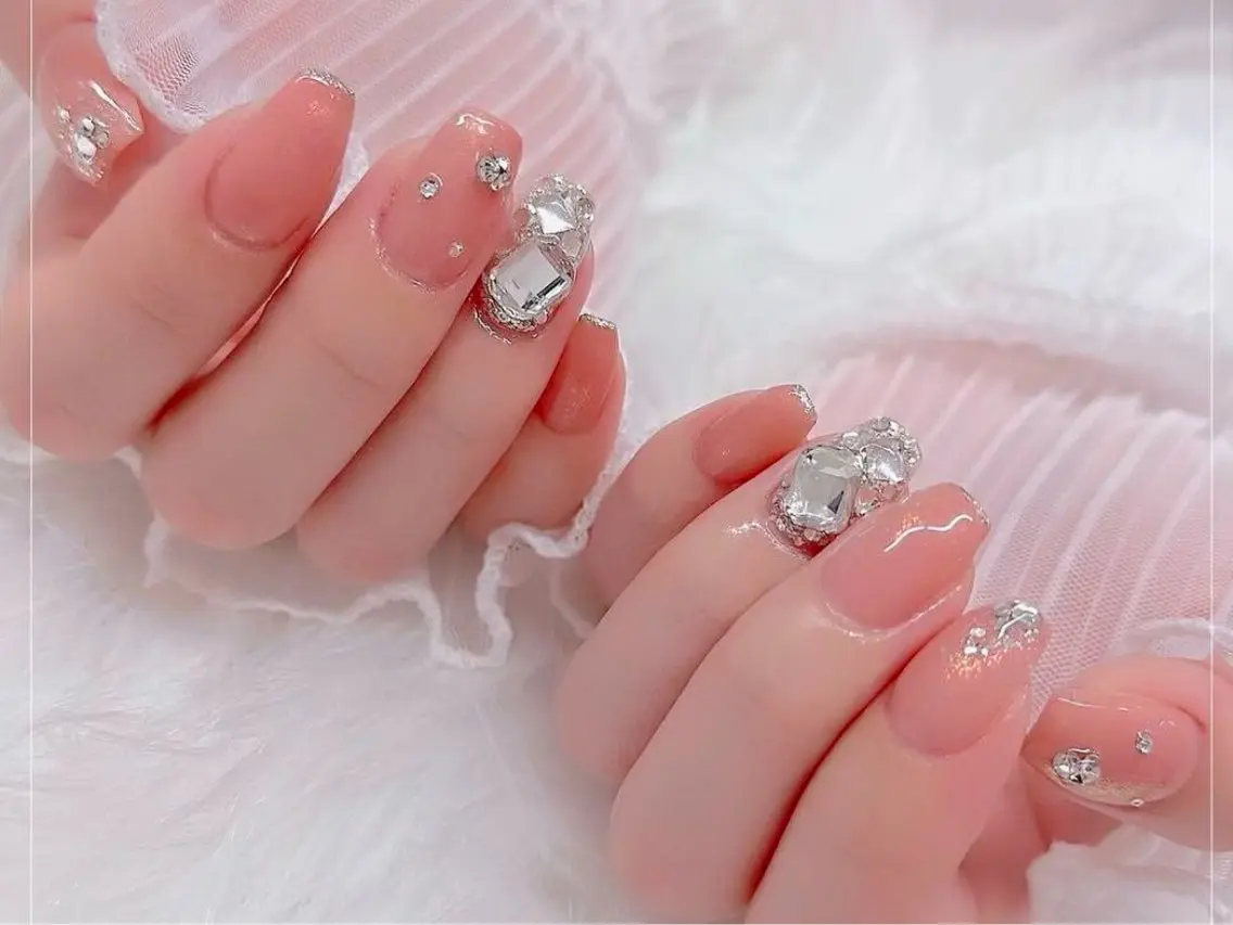 セミロング Nail Salon Celine柏店のネイルデザイン