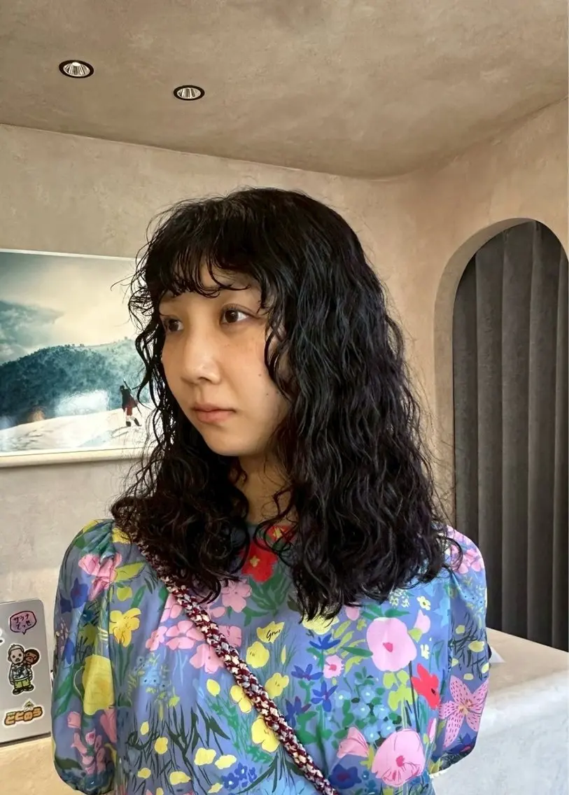 パーマ パーマ Bërg kiraのヘアスタイル