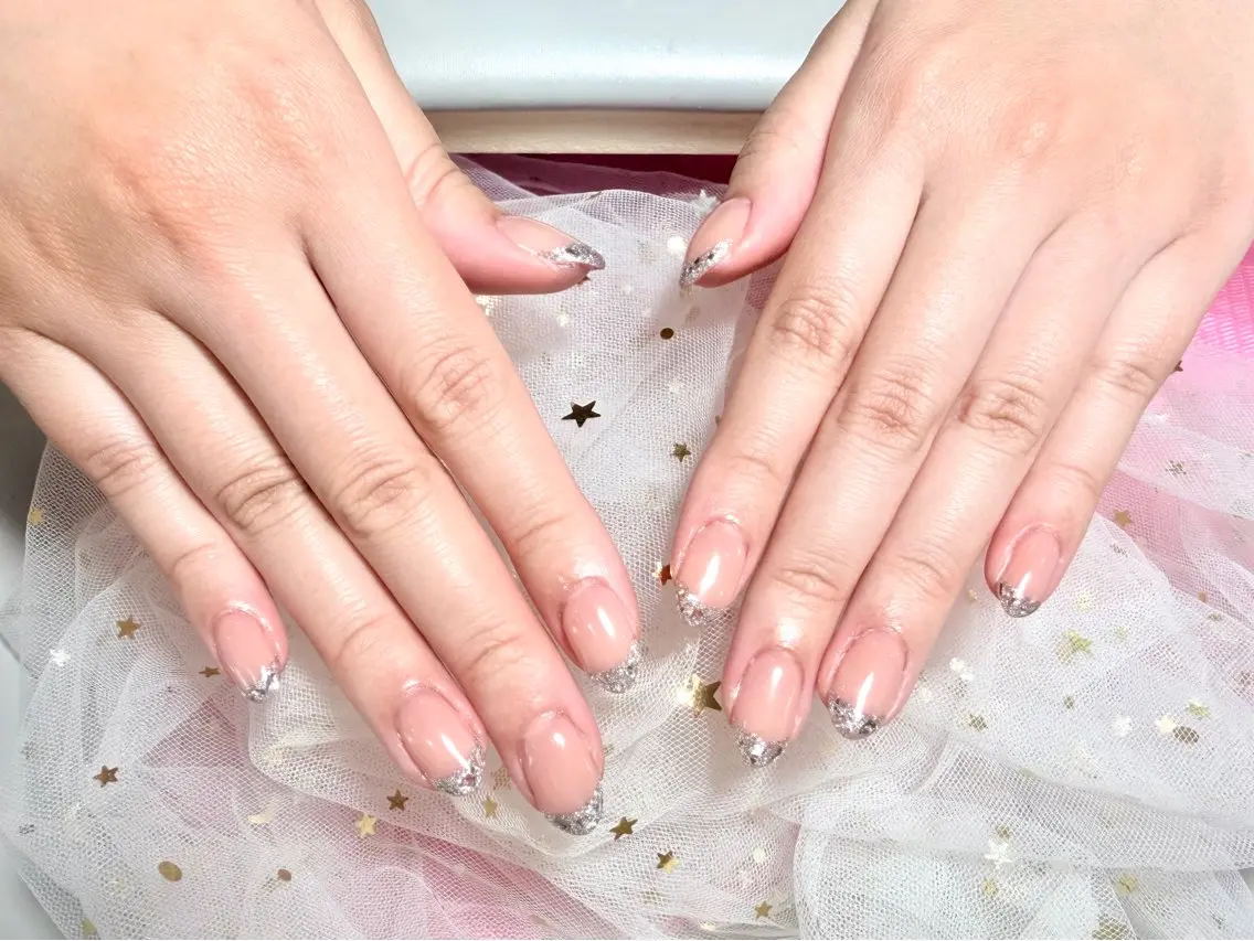 ネイル フレンチネイル ガラスフレンチ ハンドネイル U.MI Nail ミカのネイルデザイン