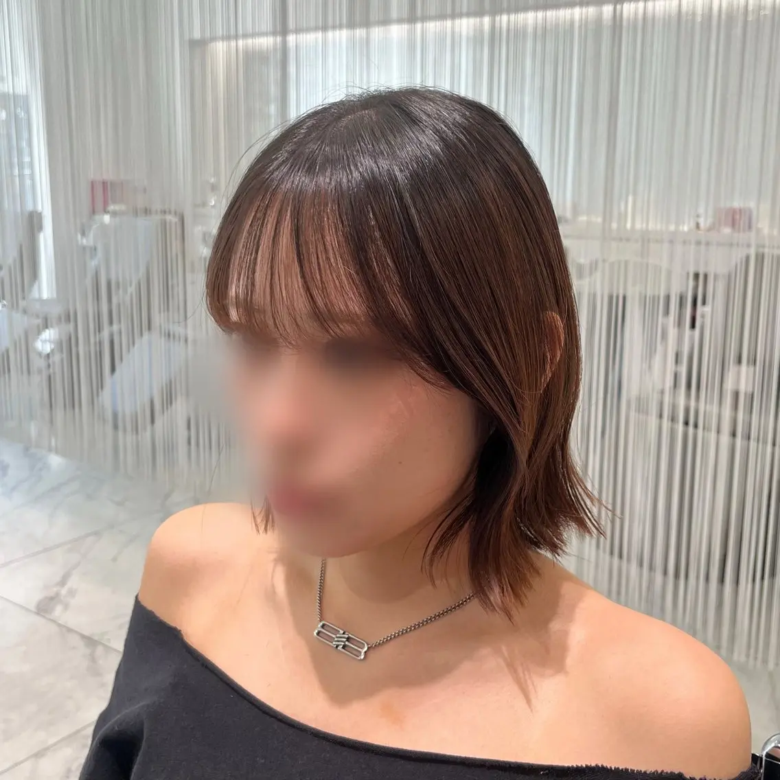 ミディアム ボブ 顔周りカット 外ハネヘア 橋本 七海のヘアスタイル