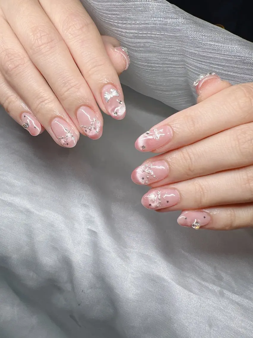 ネイル ハンドネイル Lee Nailsのネイルデザイン