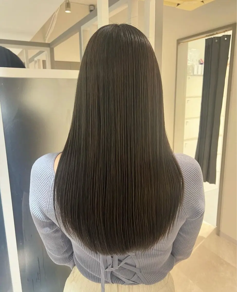 ロング カラー グレージュ オレンジ 暗髪カラー🫐パーマ おくだりんかのヘアスタイル
