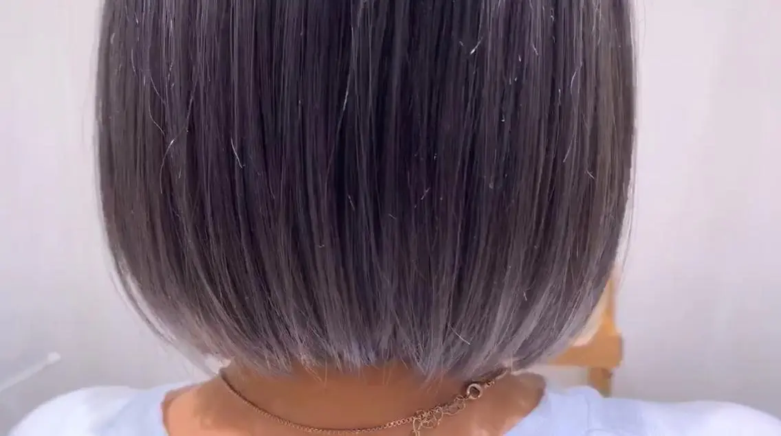 ミディアム カラー シルバー ARMONY秋山輝也 コテ巻き風パーマ特化のヘアスタイル