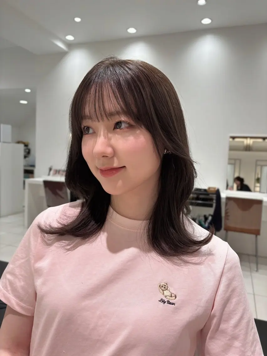 ミディアム レイヤーカット BiBi 武田 あやのヘアスタイル