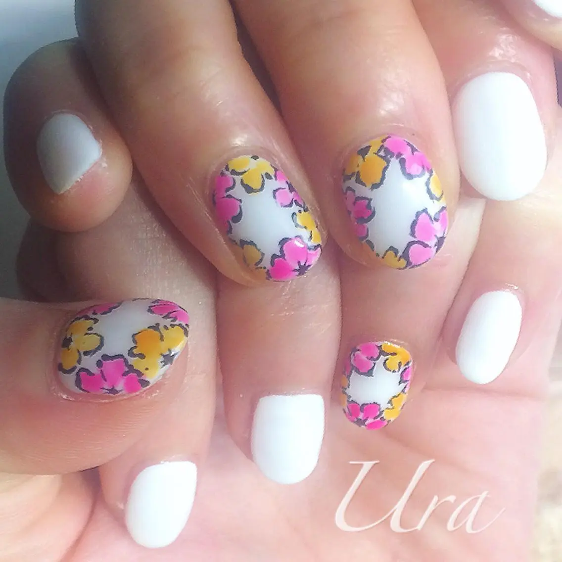 ネイル フラワーネイル UrakoNail 《nail》のネイルデザイン