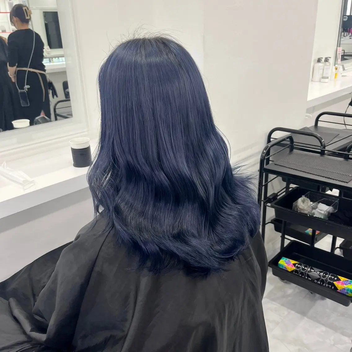 セミロング カラー ヘアアレンジ 【公式】DISCO銀 座🪩トレンド🪽のヘアスタイル