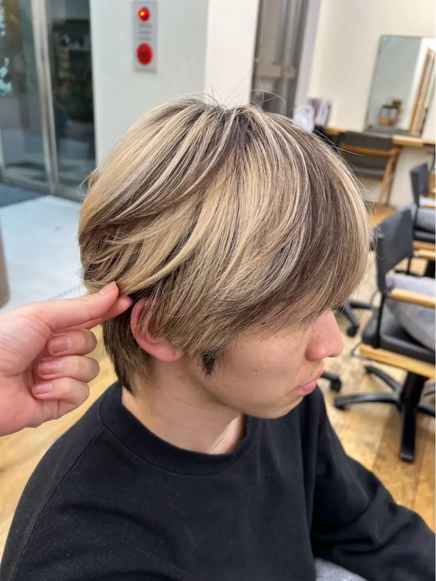 メンズ ヘアカラー 垣副 温飛のヘアスタイル