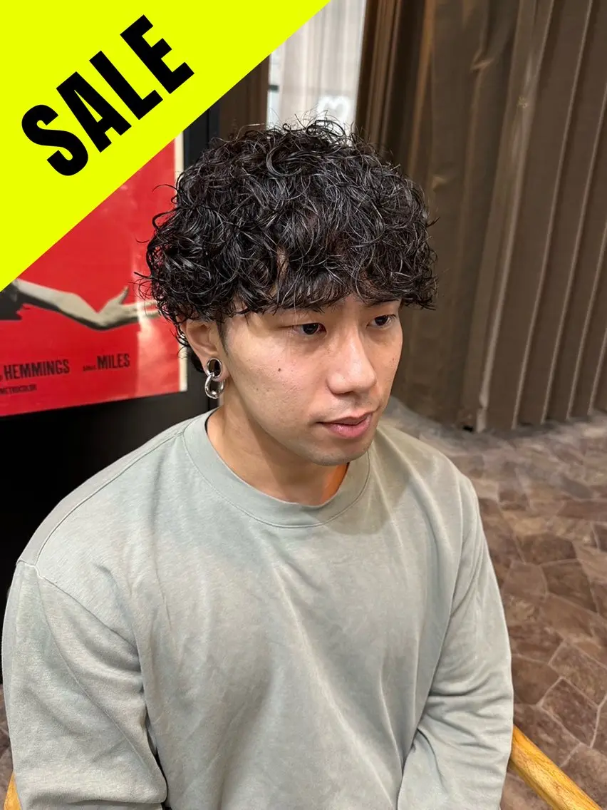 ショート パーマ スパイラルパーマ カット パーマ HRK 1st.メンズサロンのヘアスタイル
