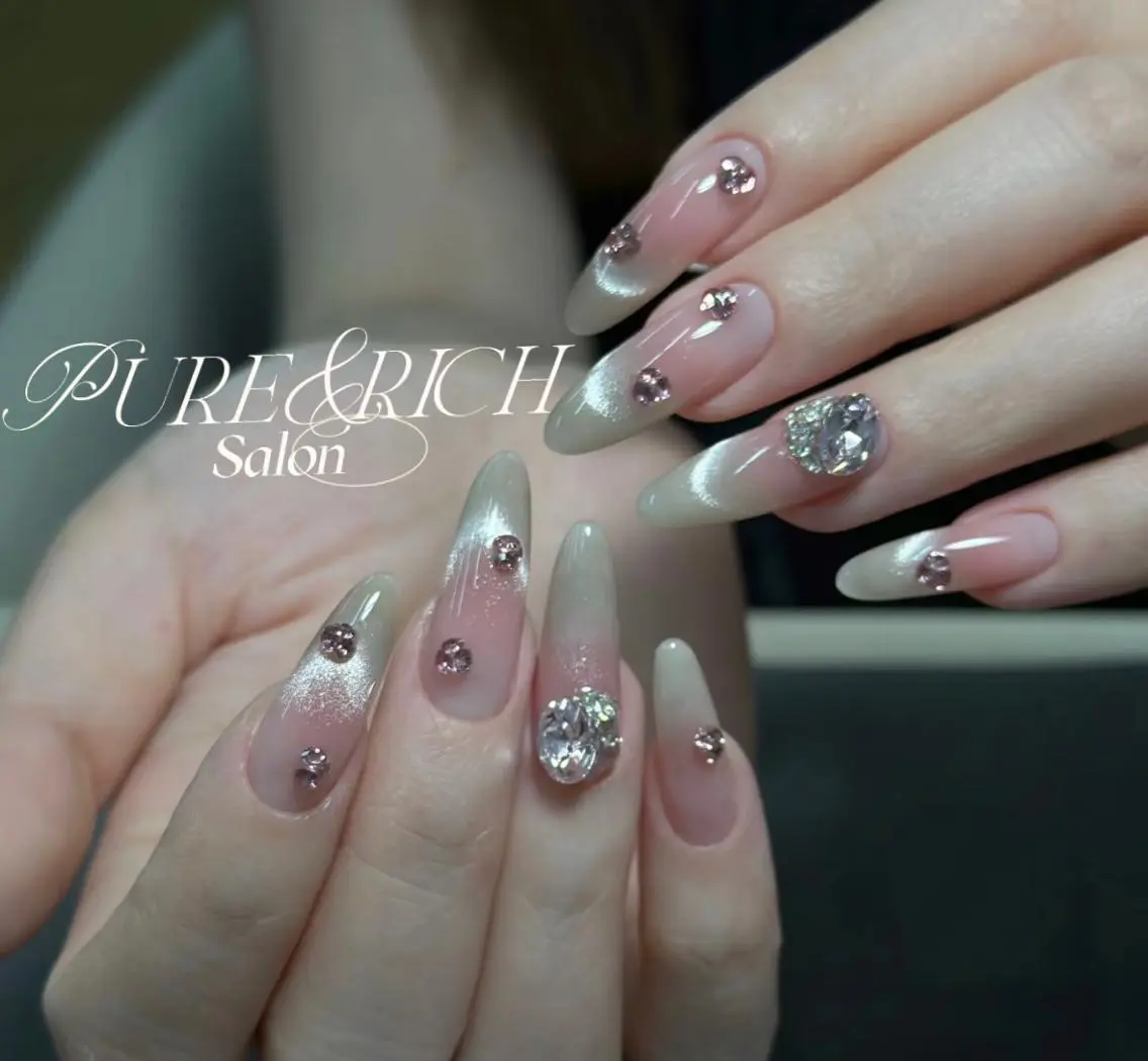 ネイル ハンドネイル Pure&Rich Nailのネイルデザイン