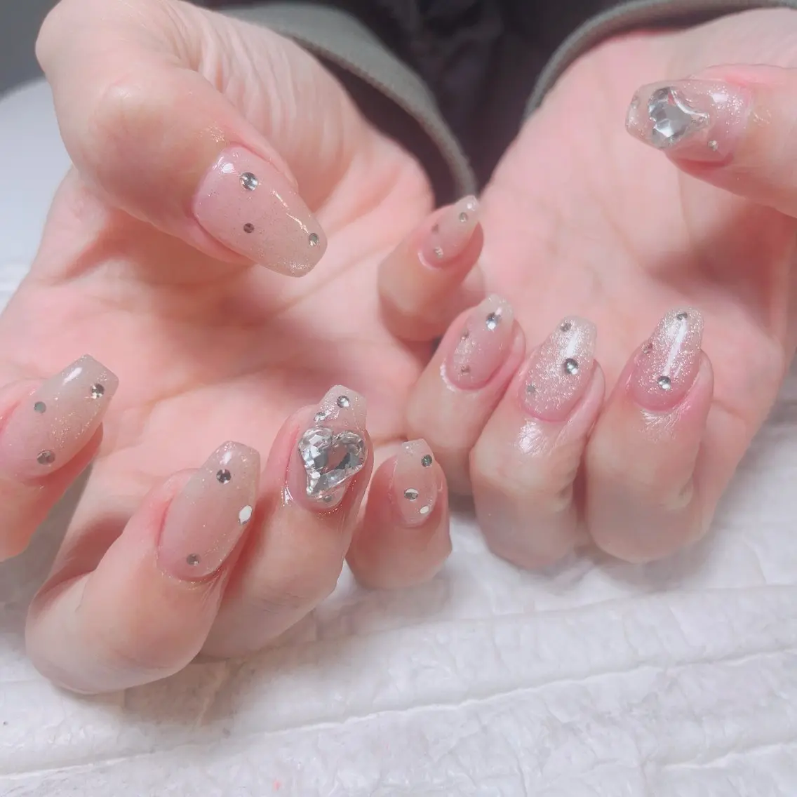 ネイル ハンドネイル フットネイル yochi nailのネイルデザイン