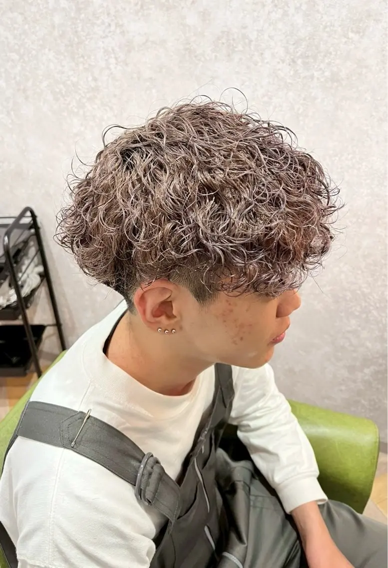 パーマ メンズ 畑内 花凛のヘアスタイル