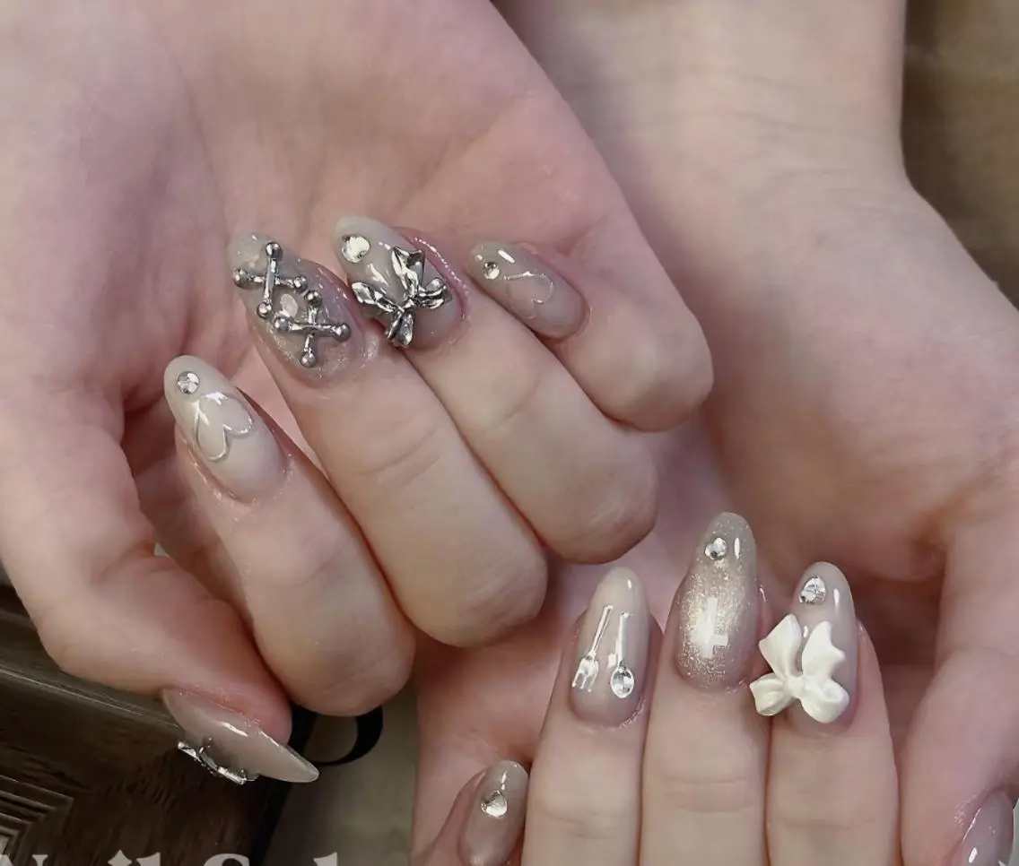 ネイル ハンドネイル エリ🫧 nail池袋東口のネイルデザイン
