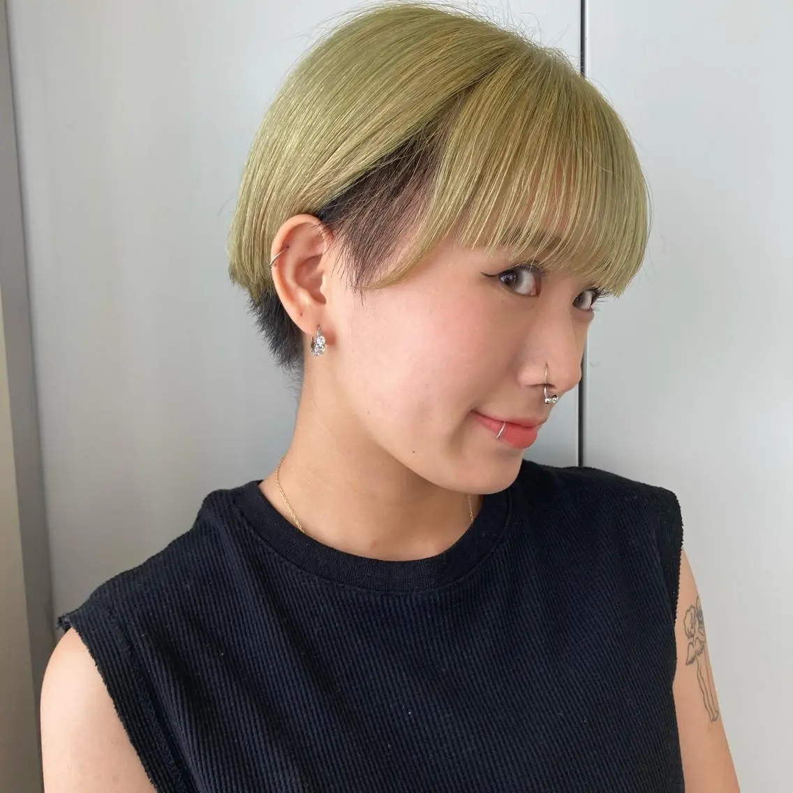 ショート カラー JUURI- Shionのヘアスタイル