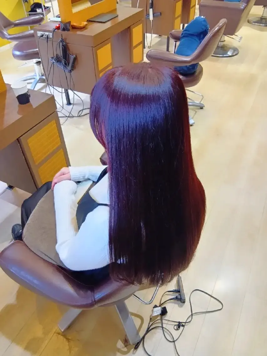 ロング カラー レッドカラー 顔周りカット 似合わせカット 縮毛矯正 トリートメント カット ヘアカラー 縮毛矯正 トリートメント 小林暢🌟Orque 髪質改善サロン🌙のヘアスタイル