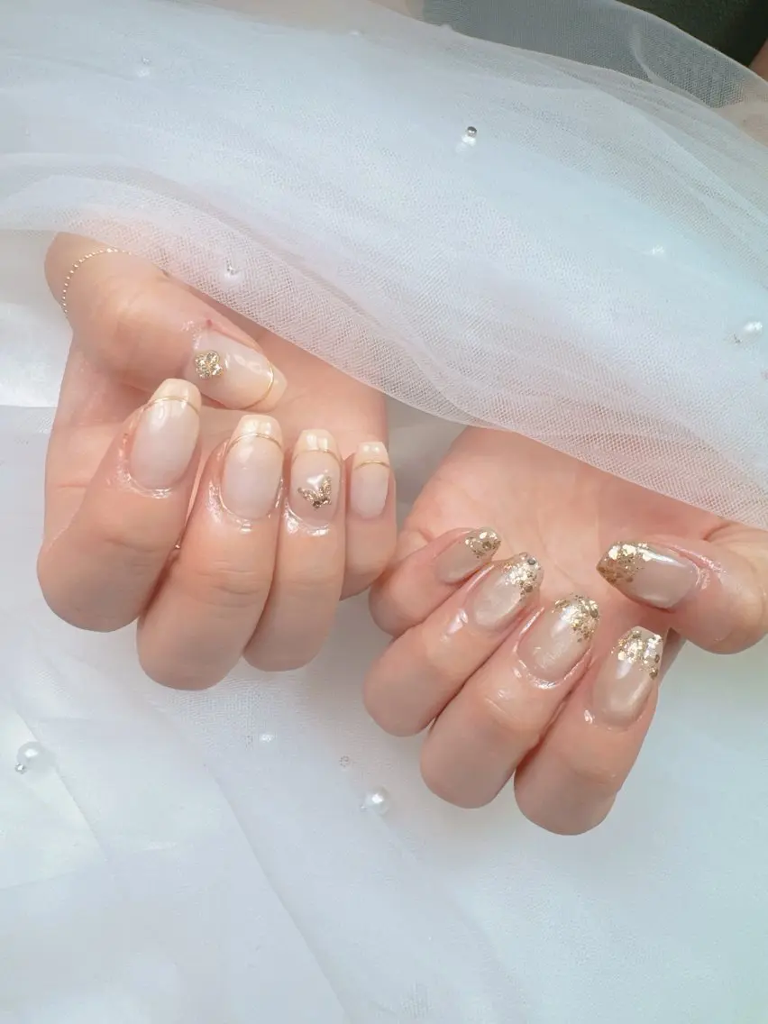 ネイル アートネイル チークネイル フレンチネイル ジェルネイル ガラスフレンチ ハンドネイル Queeens nailのネイルデザイン