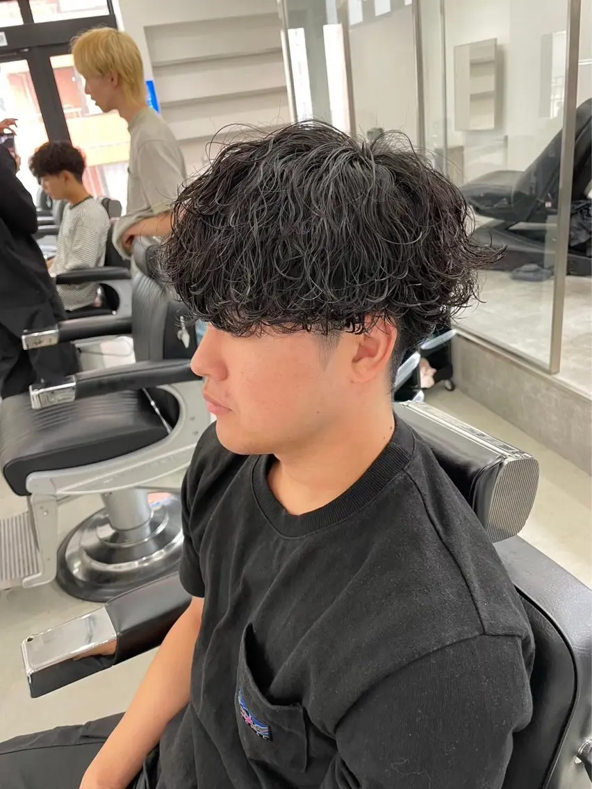 パーマ メンズ メンズパーマ 波巻きパーマ カット パーマ 波巻き・ツイスパ得意 /パーマ職人古田和也のヘアスタイル