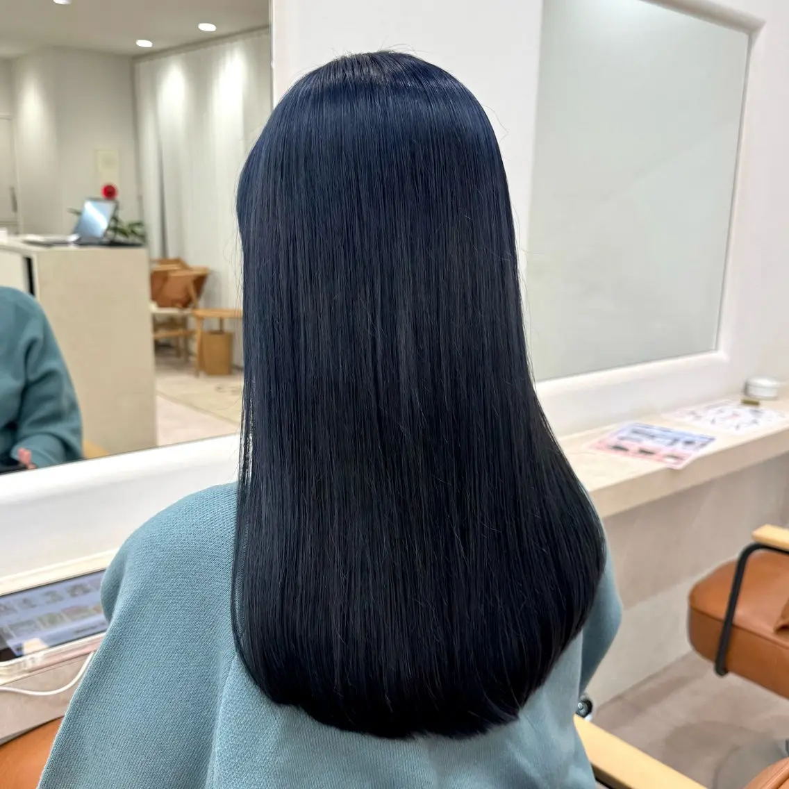 ロング カラー ブリーチ ケアブリーチ ヘアカラー ‎‎りな‪🪽カット /縮毛/透明感カラーのヘアスタイル