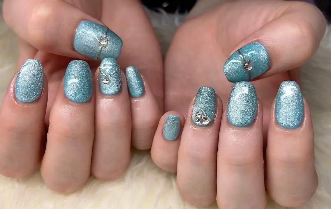 ネイル 長さ出し ジェルネイル 韓国ネイル マグネットネイル 持ち込み ハンドネイル Nail&eye Belire 新宿のネイルデザイン