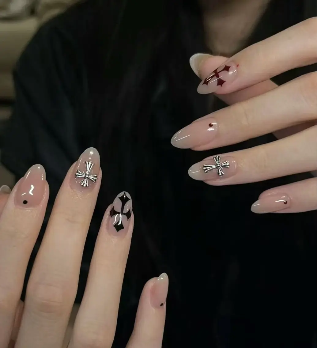 ネイル オーロラネイル フラワーネイル フットネイル フレンチネイル ジェルネイル ハンドネイル BabyYouMi nailのネイルデザイン