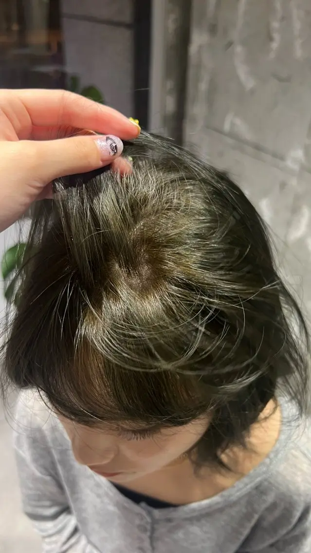 ミディアム カラー ブリーチ 透明感カラー ダブルカラー ブリーチなしカラー 齋 花音のヘアスタイル