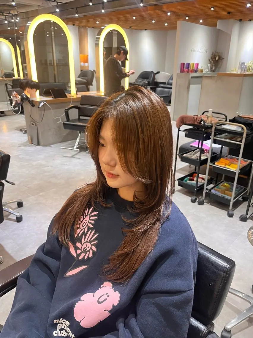 ロング カット 顔周りカット/ 透明感カラー/ユイのヘアスタイル