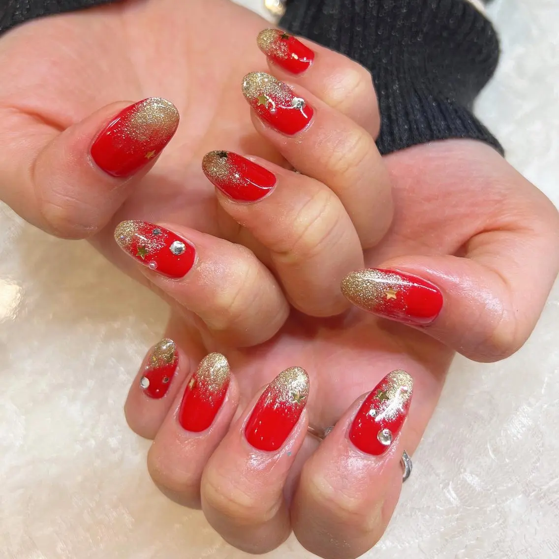 ネイル キラキラネイル nailist yuiのネイルデザイン
