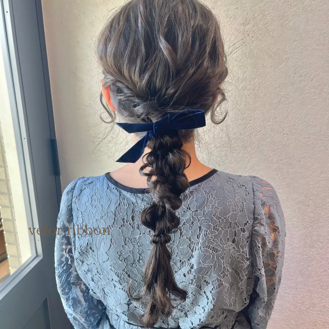 ロング ヘアアレンジ 結婚式・ブライダル デート 卒業式のヘアスタイル ヘアセット charm《銀座》 ヘアセット/縮毛矯正のヘアスタイル