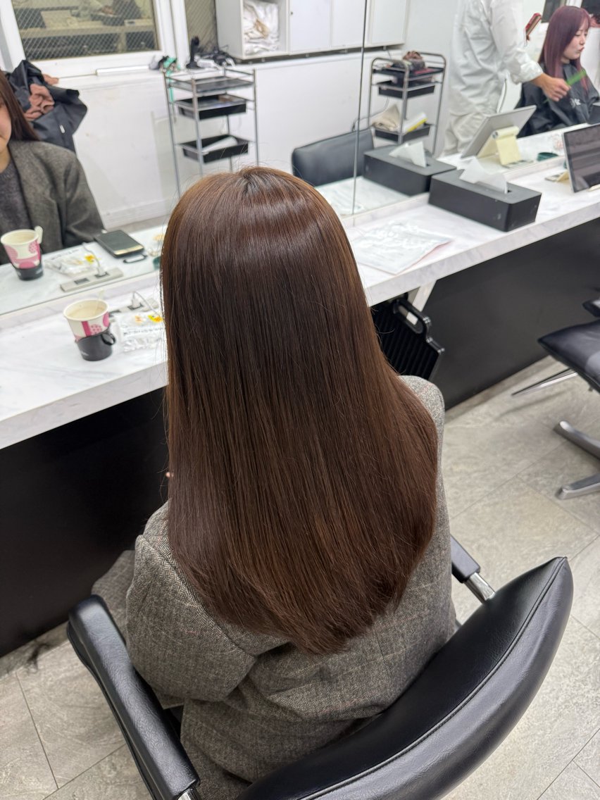 セミロング カラー ヘアカラー トリートメント 🩶ハイトーン × プルエク🩶MIWAのヘアスタイル