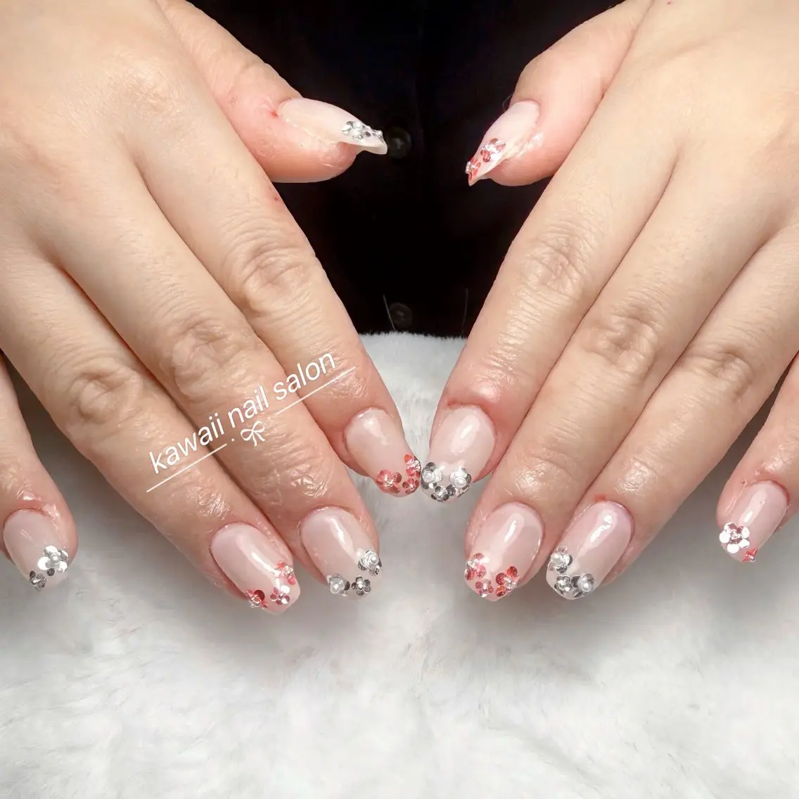 ネイル ドット フレンチネイル 韓国ネイル マグネットネイル オフィスネイル Kawaii Nail Salonのネイルデザイン